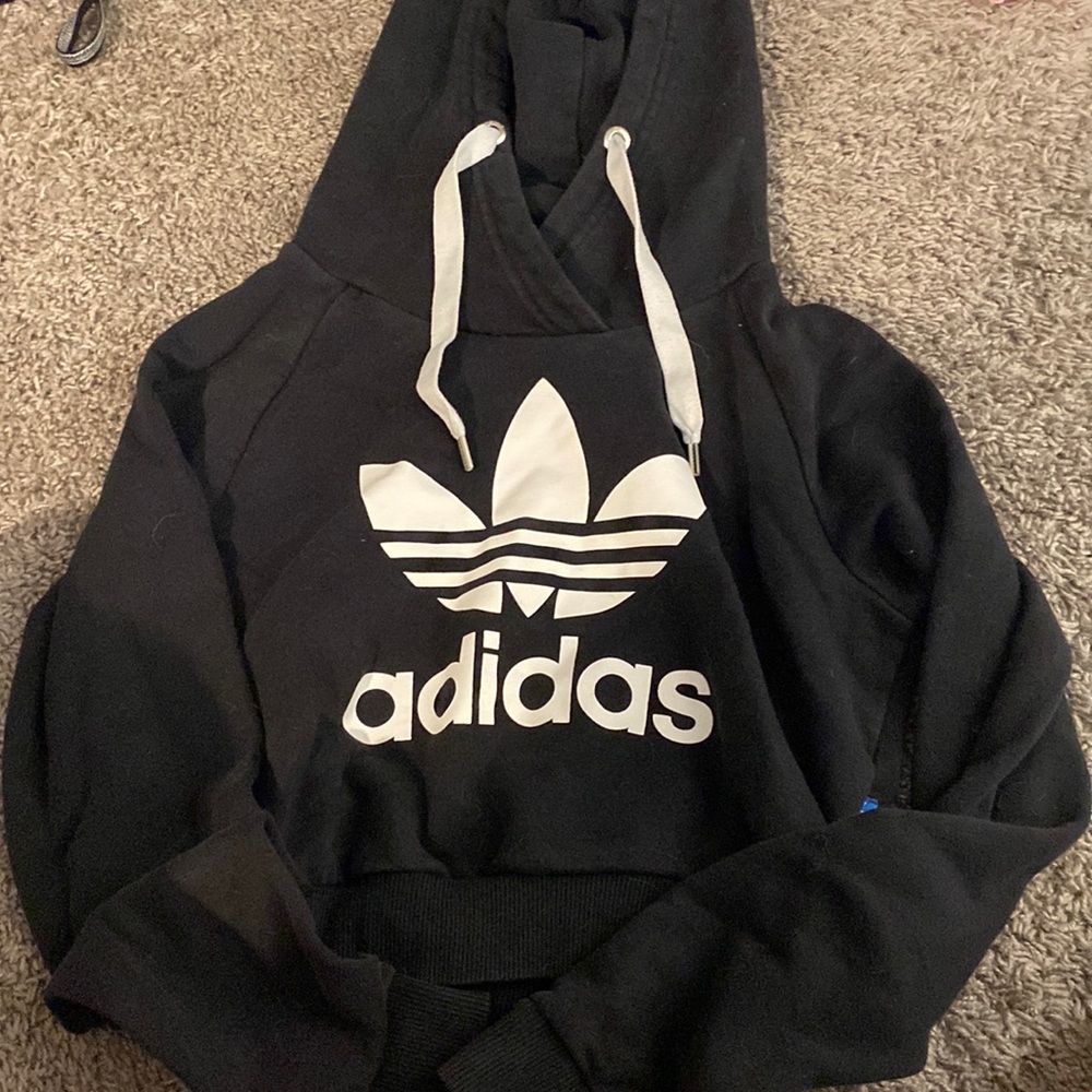 Cropped Adidas Hoodie